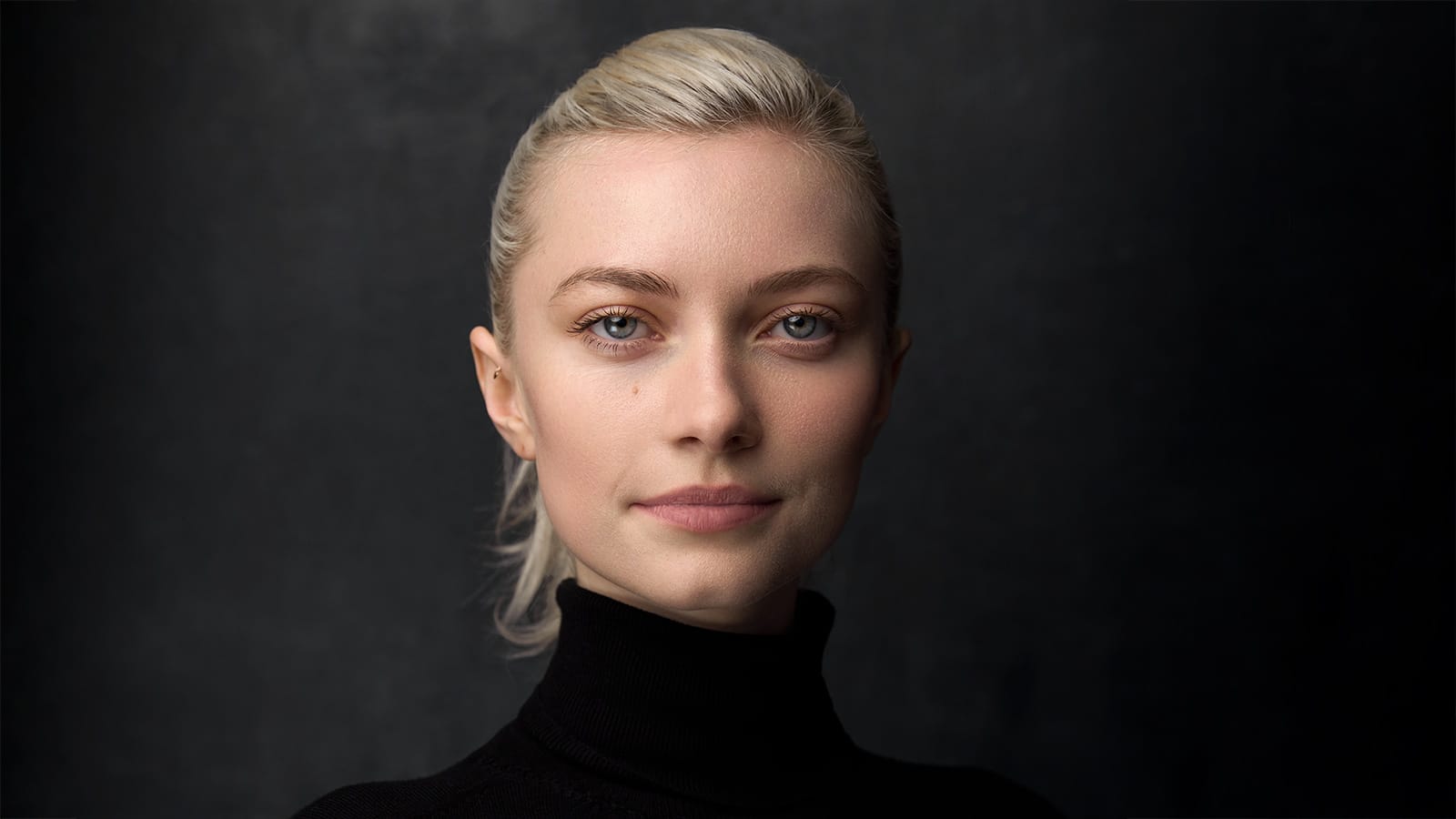 Professional headshot of actress and model Cameron Rose, photographed by Headshots LA in Los Angeles, part of our headshot packages for actors and models.