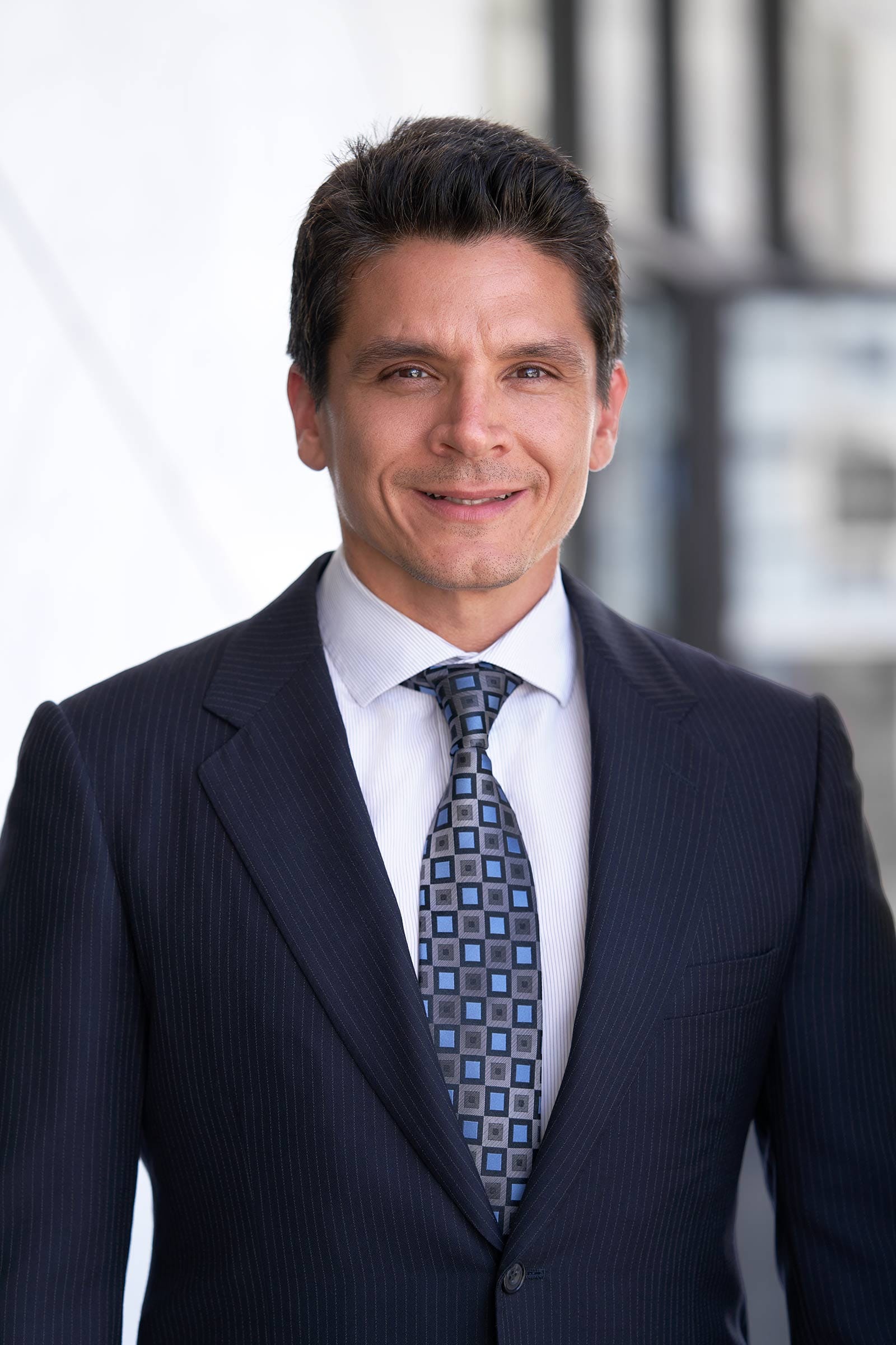 Clean professional business headshot in Los Angeles by Headshots LA