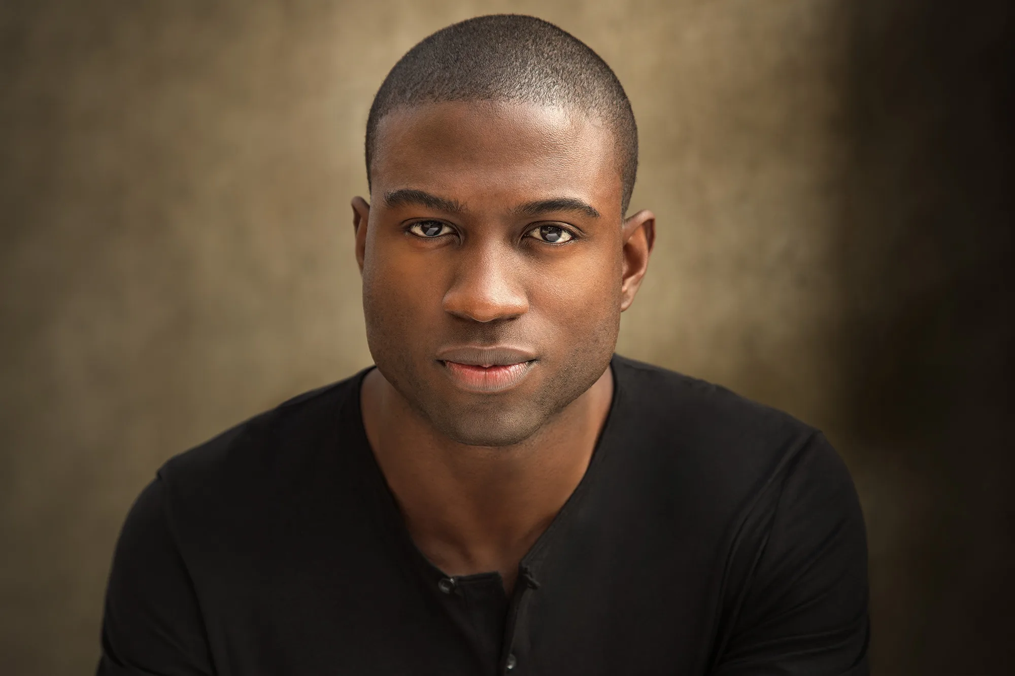 Actor Sinqua Walls, known for White Men Can't Jump - headshot by Headshots LA in Los Angeles